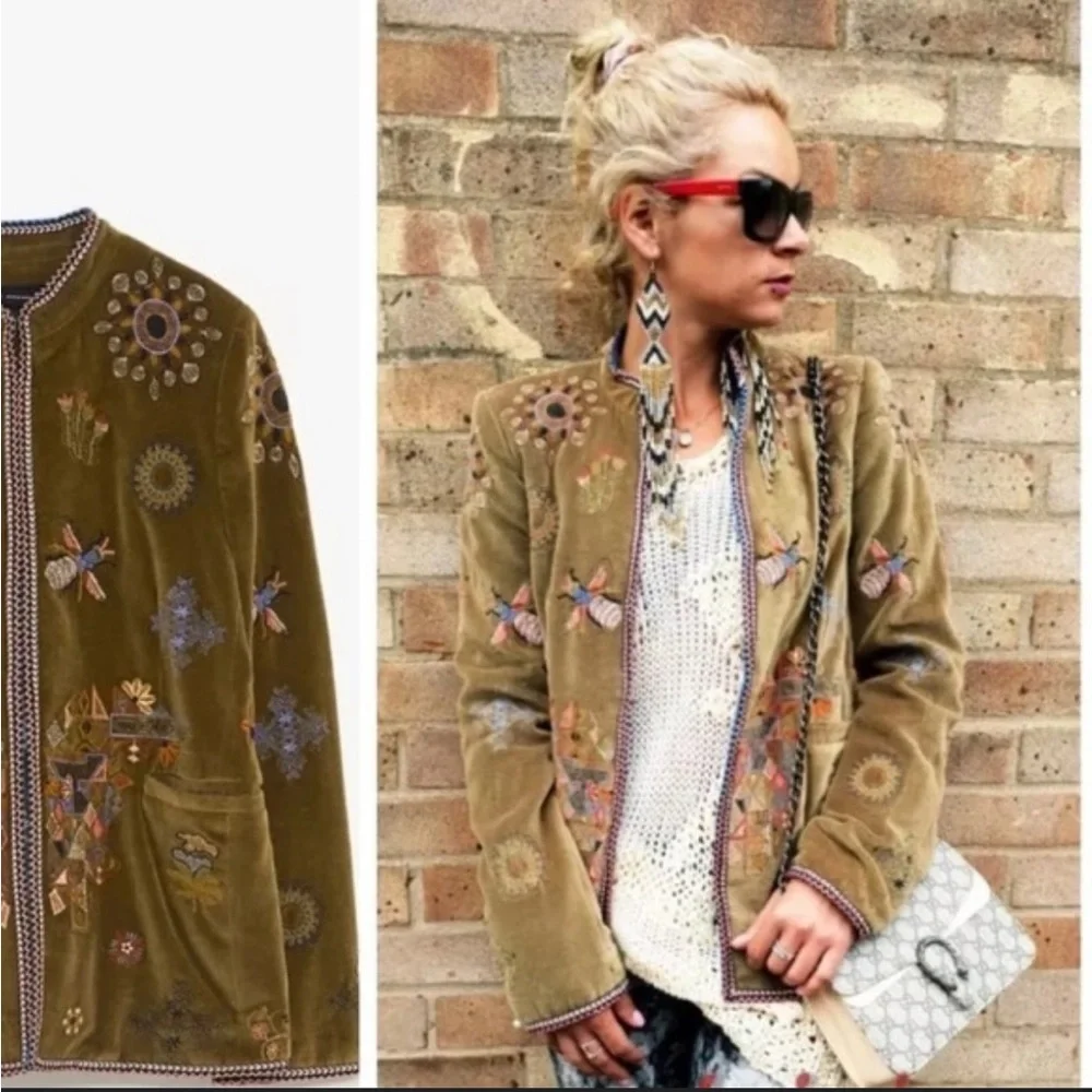 Zara Woman Velvet Embroidered Beetles Flowers Blazer in Johnny Was style - Picture 1 of 12